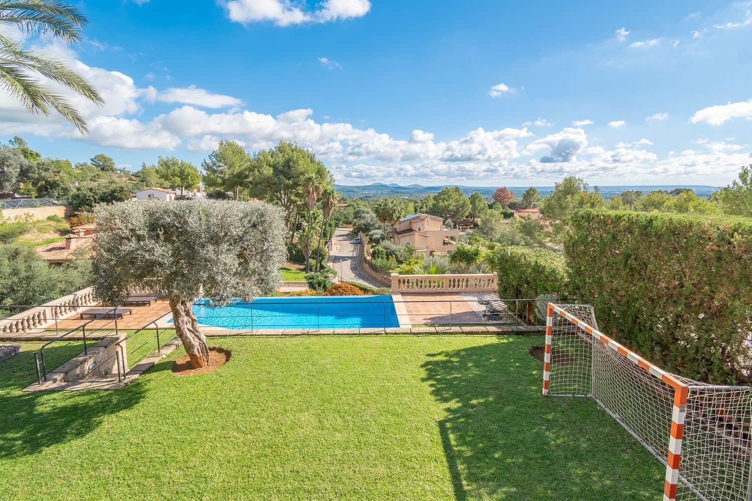 4 soveværelse Villa til salg i Bunyola med swimmingpool garage - € 1.950.000 (Ref: 9198798)