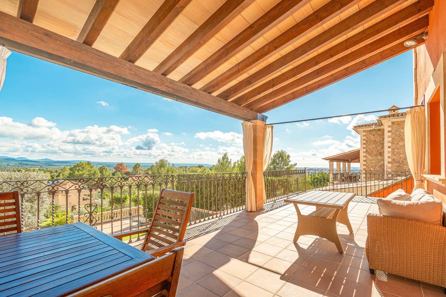 4 soveværelse Villa til salg i Bunyola med swimmingpool garage - € 1.950.000 (Ref: 9198798)