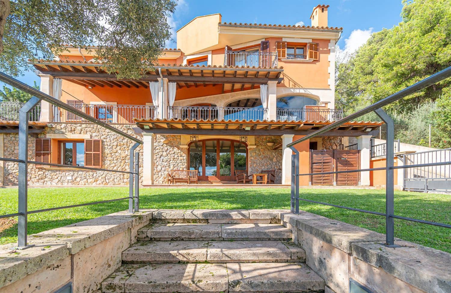 4 soveværelse Villa til salg i Bunyola med swimmingpool garage - € 1.950.000 (Ref: 9198798)