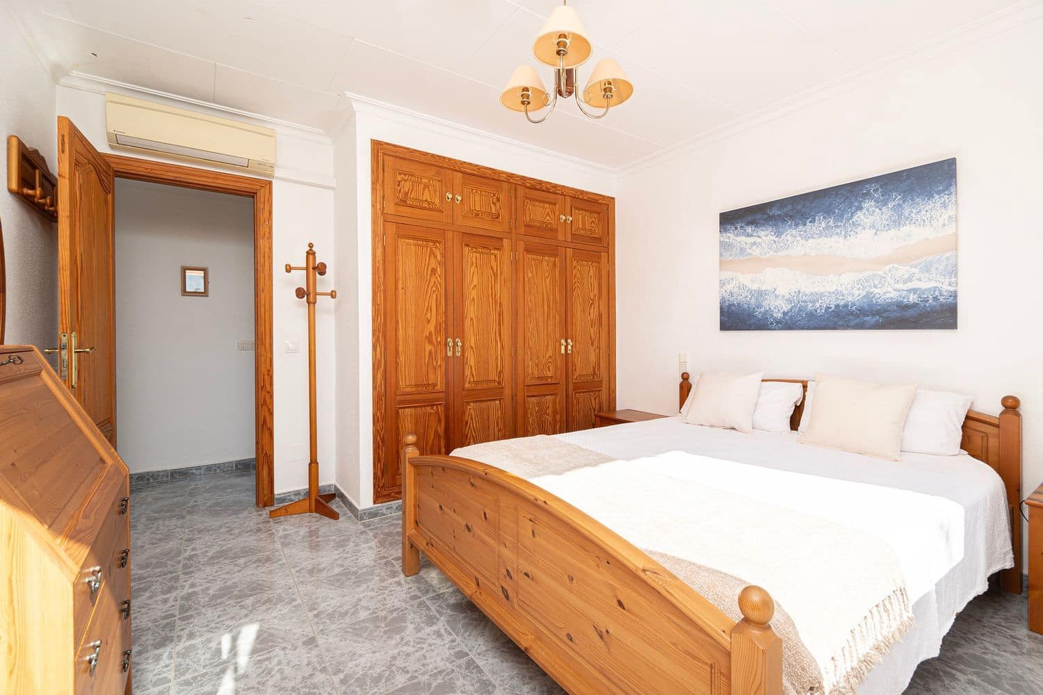 3 slaapkamer Finca/Landhuis te huur in Selva met zwembad garage - € 2.500 (Ref: 9246324)