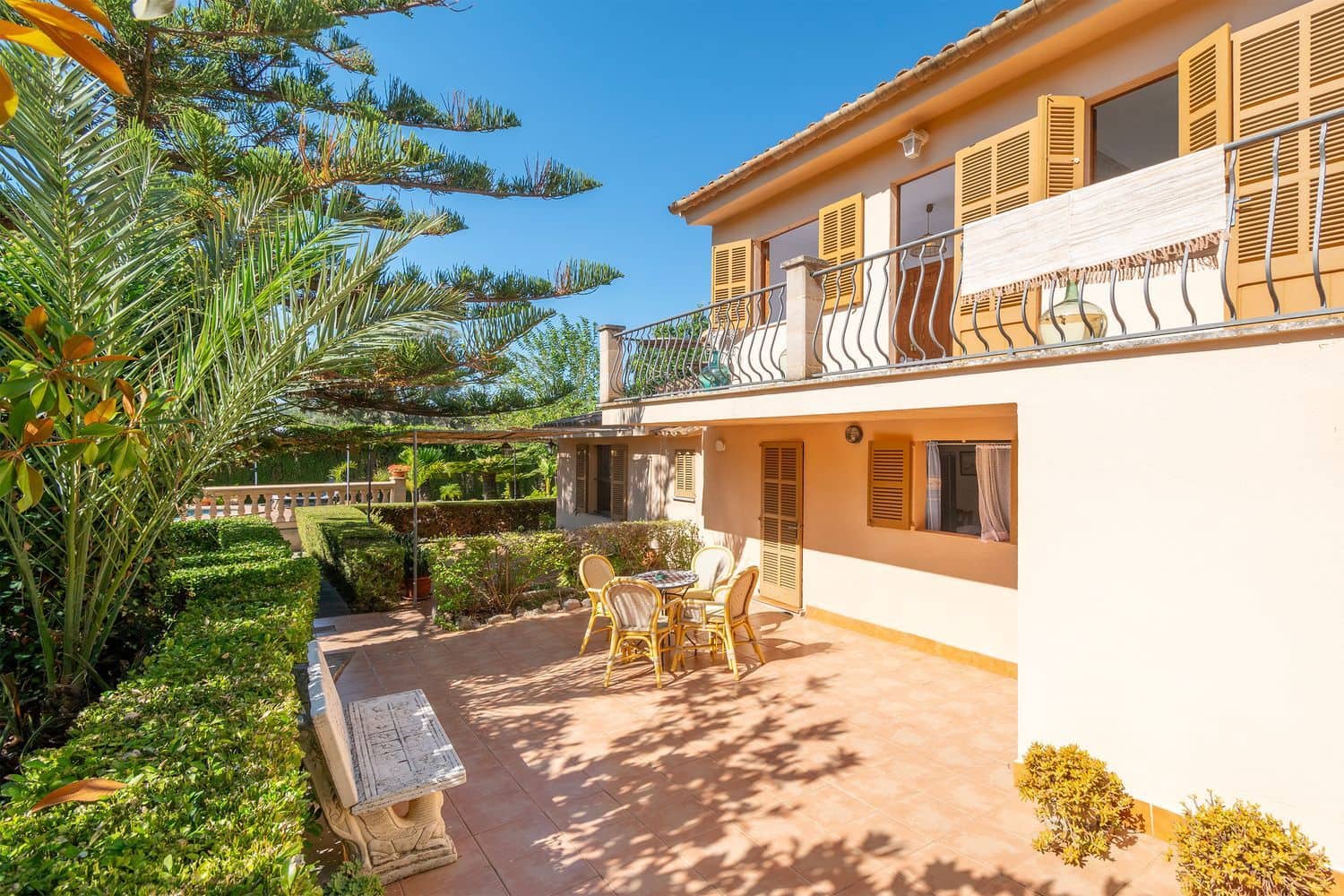 3 slaapkamer Finca/Landhuis te huur in Selva met zwembad garage - € 2.500 (Ref: 9246324)