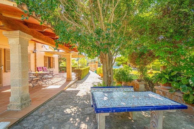 3 bedroom Finca/Country House for rent in Selva with pool garage - € 2,500 (Ref: 9246324)