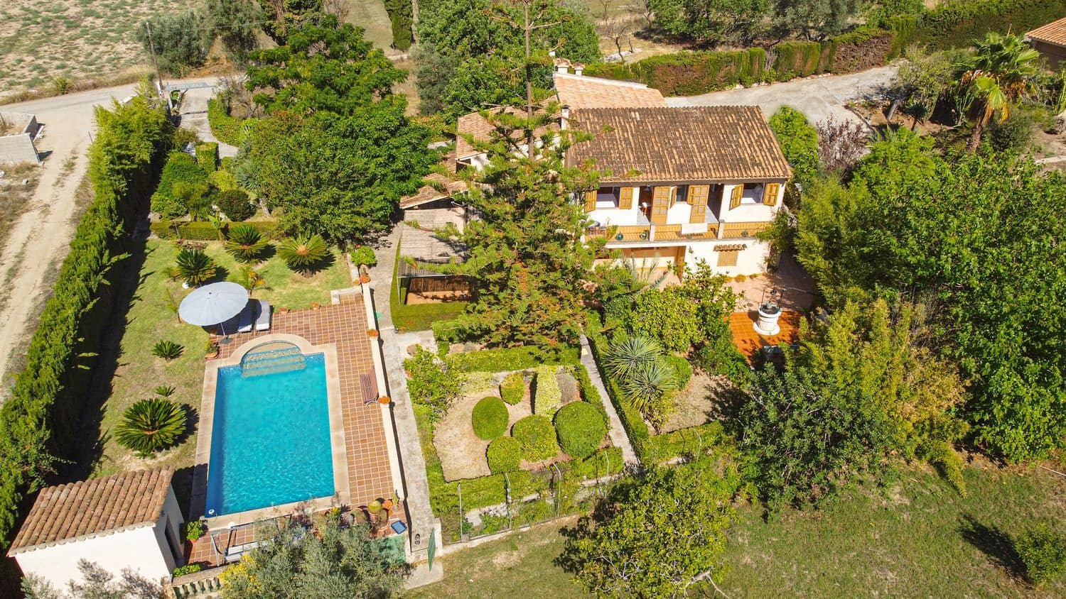 3 slaapkamer Finca/Landhuis te huur in Selva met zwembad garage - € 2.500 (Ref: 9246324)