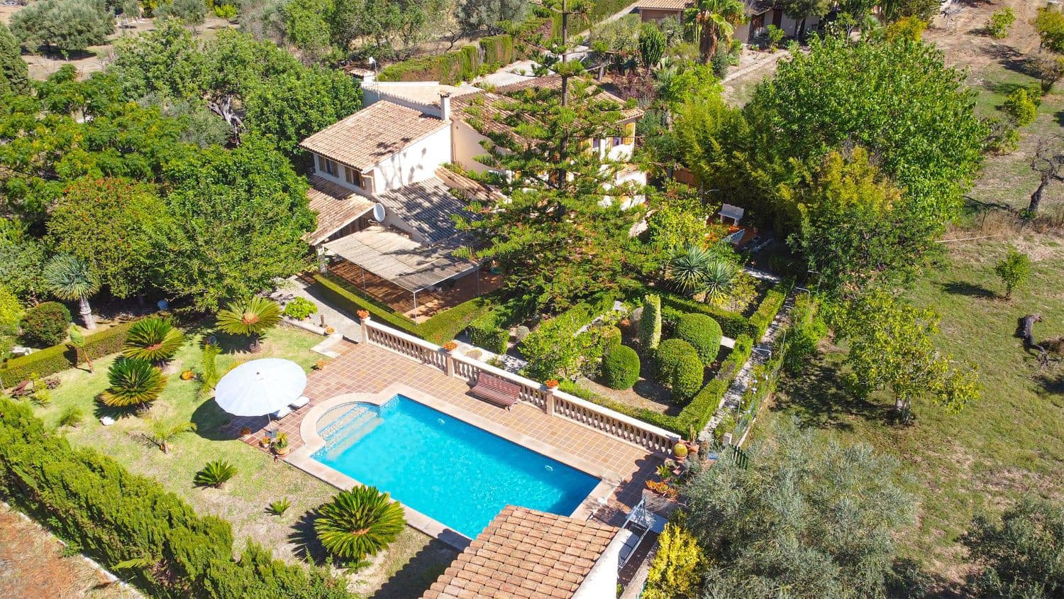 3 slaapkamer Finca/Landhuis te huur in Selva met zwembad garage - € 2.500 (Ref: 9246324)