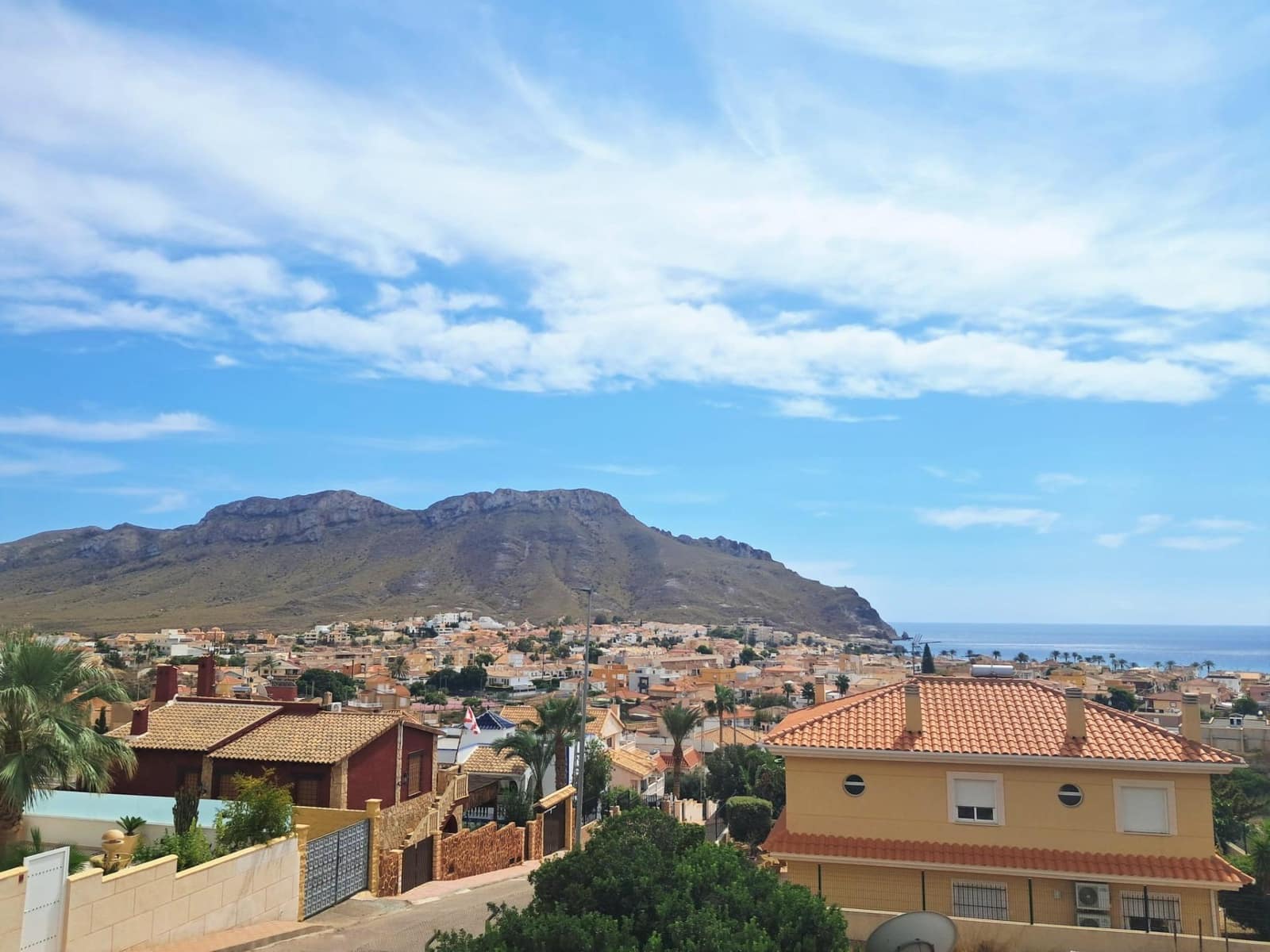 3 sovrum Villa till salu i Calabardina med garage - 225 000 € (Ref: 10089837)