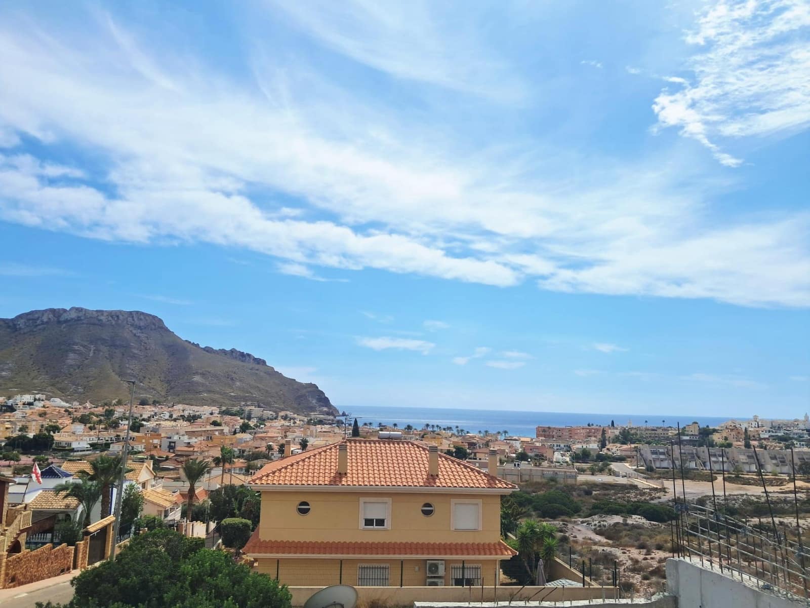3 sovrum Villa till salu i Calabardina med garage - 225 000 € (Ref: 10089837)