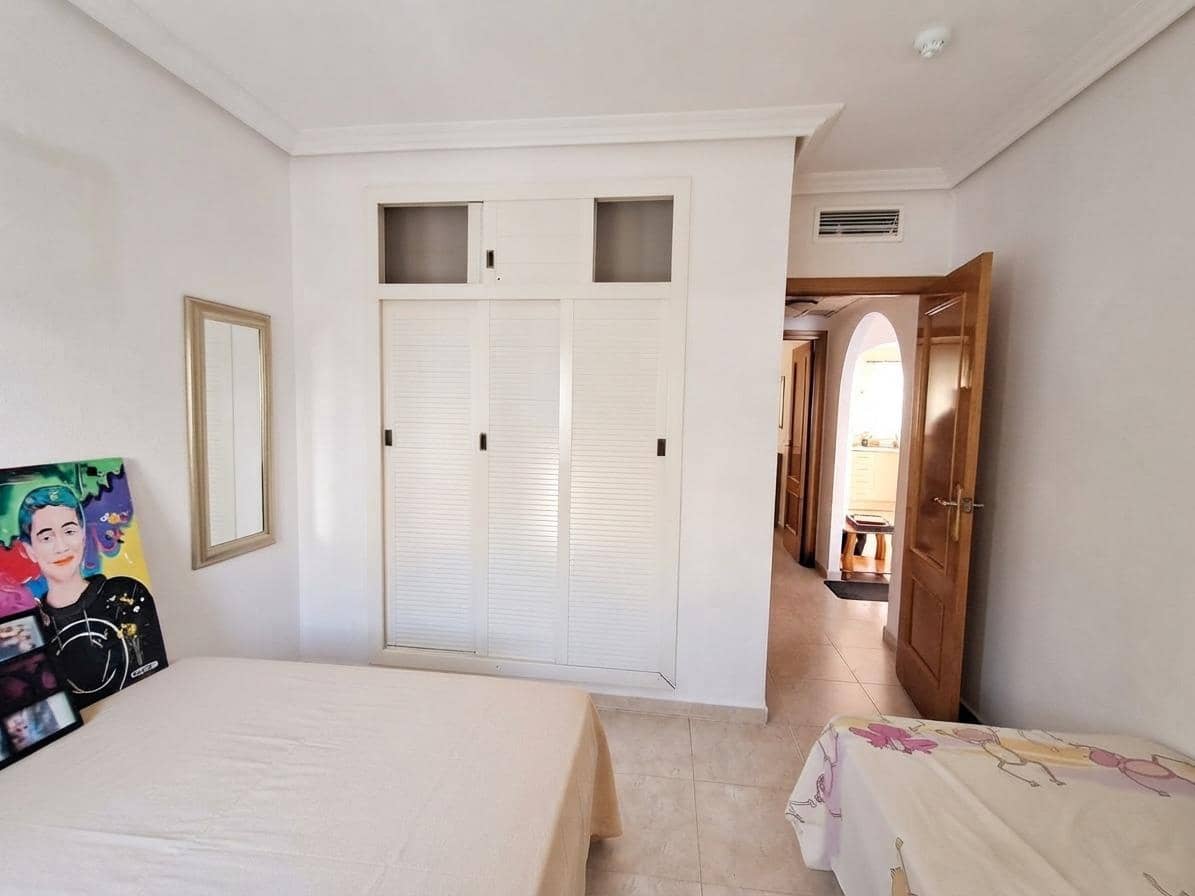 Apartamento de 2 habitaciones en Los Collados en venta con piscina garaje - 140.000 € (Ref: 10136207)