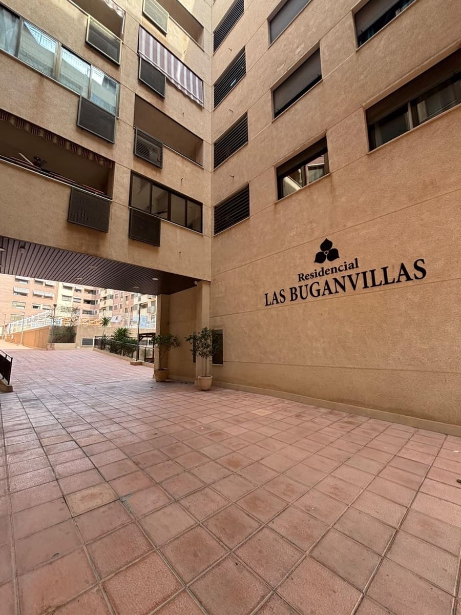 Apartamento de 2 habitaciones en Aguilas en venta con piscina garaje - 206.000 € (Ref: 10148902)