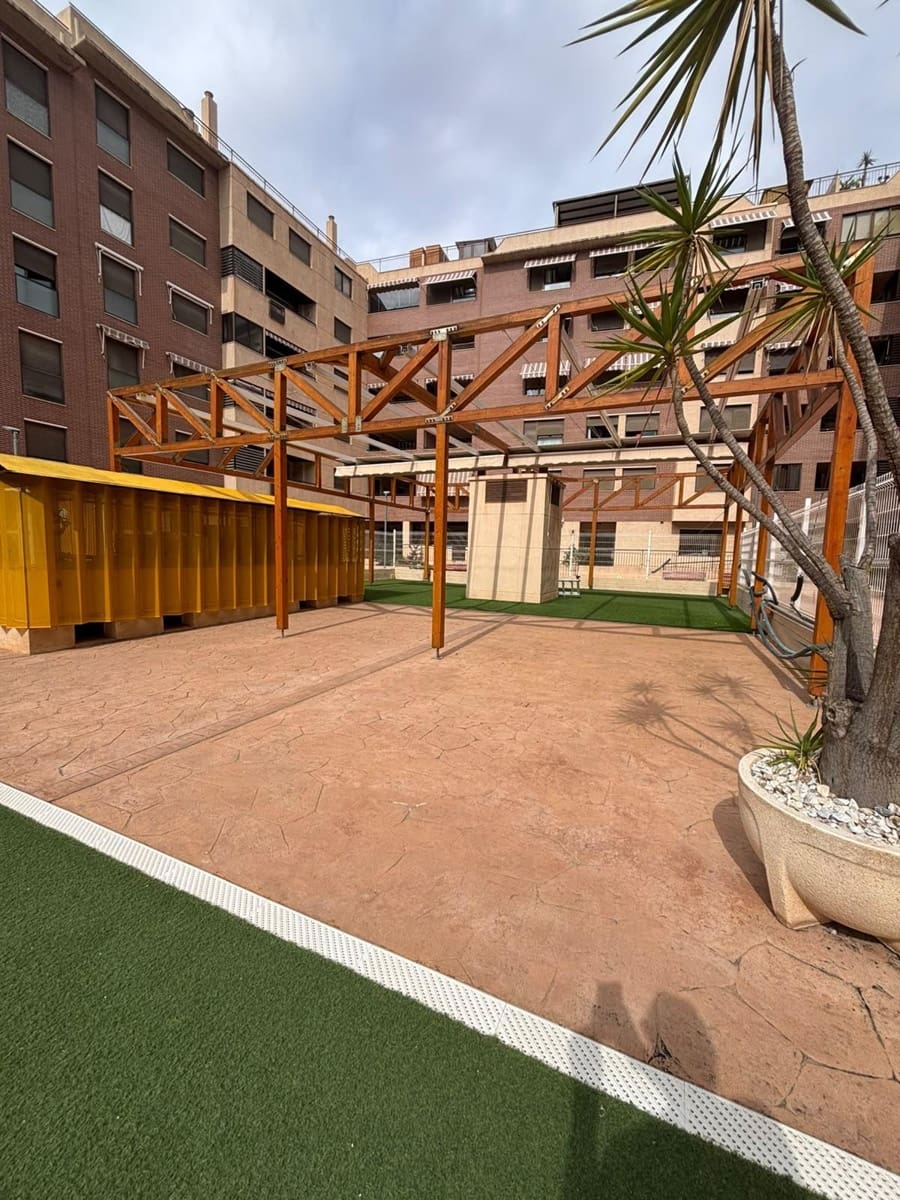 Apartamento de 2 habitaciones en Aguilas en venta con piscina garaje - 206.000 € (Ref: 10148902)