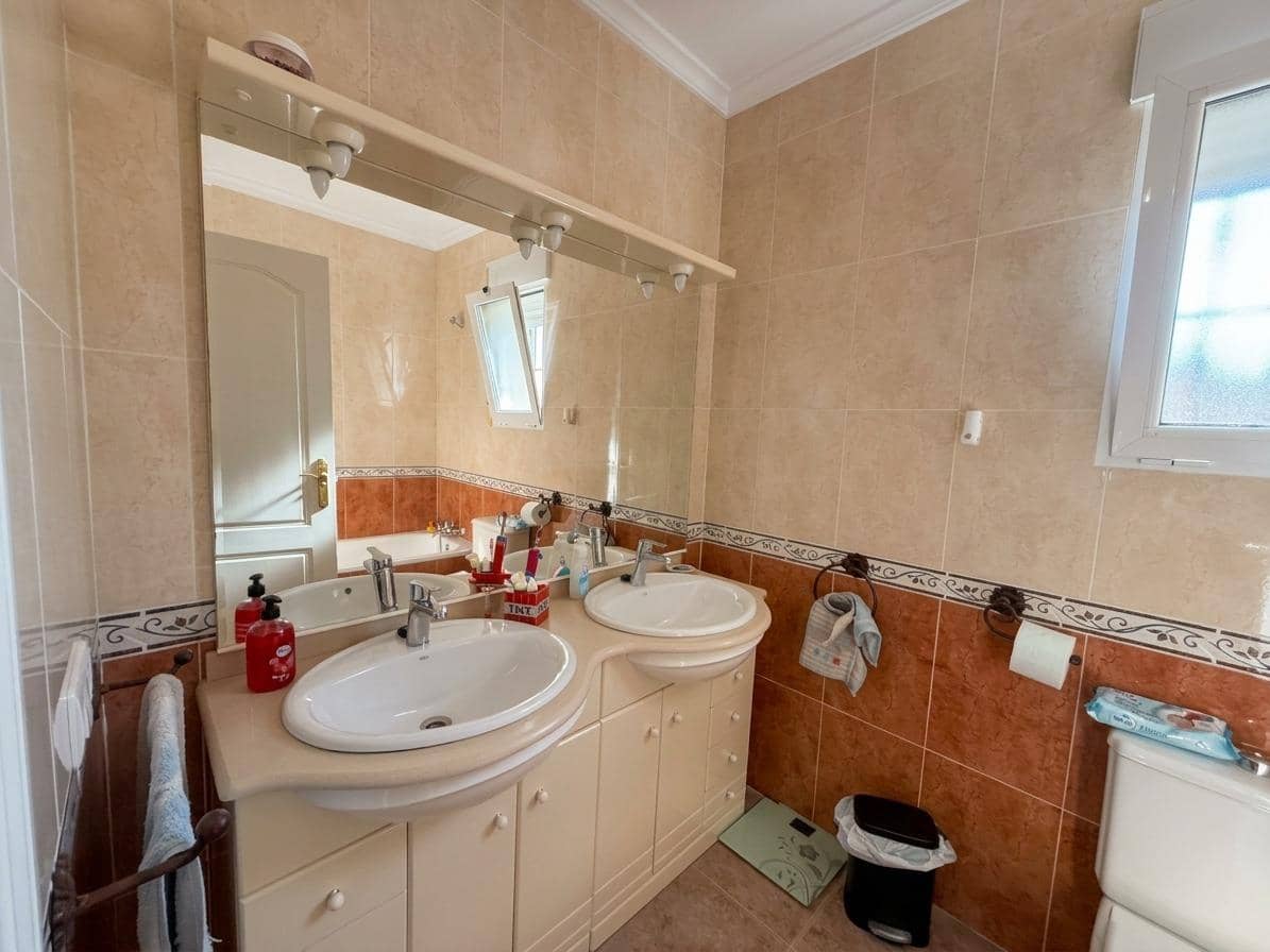 3 bedroom Villa for sale in San Juan de los Terreros with pool garage - € 399,000 (Ref: 10157808)