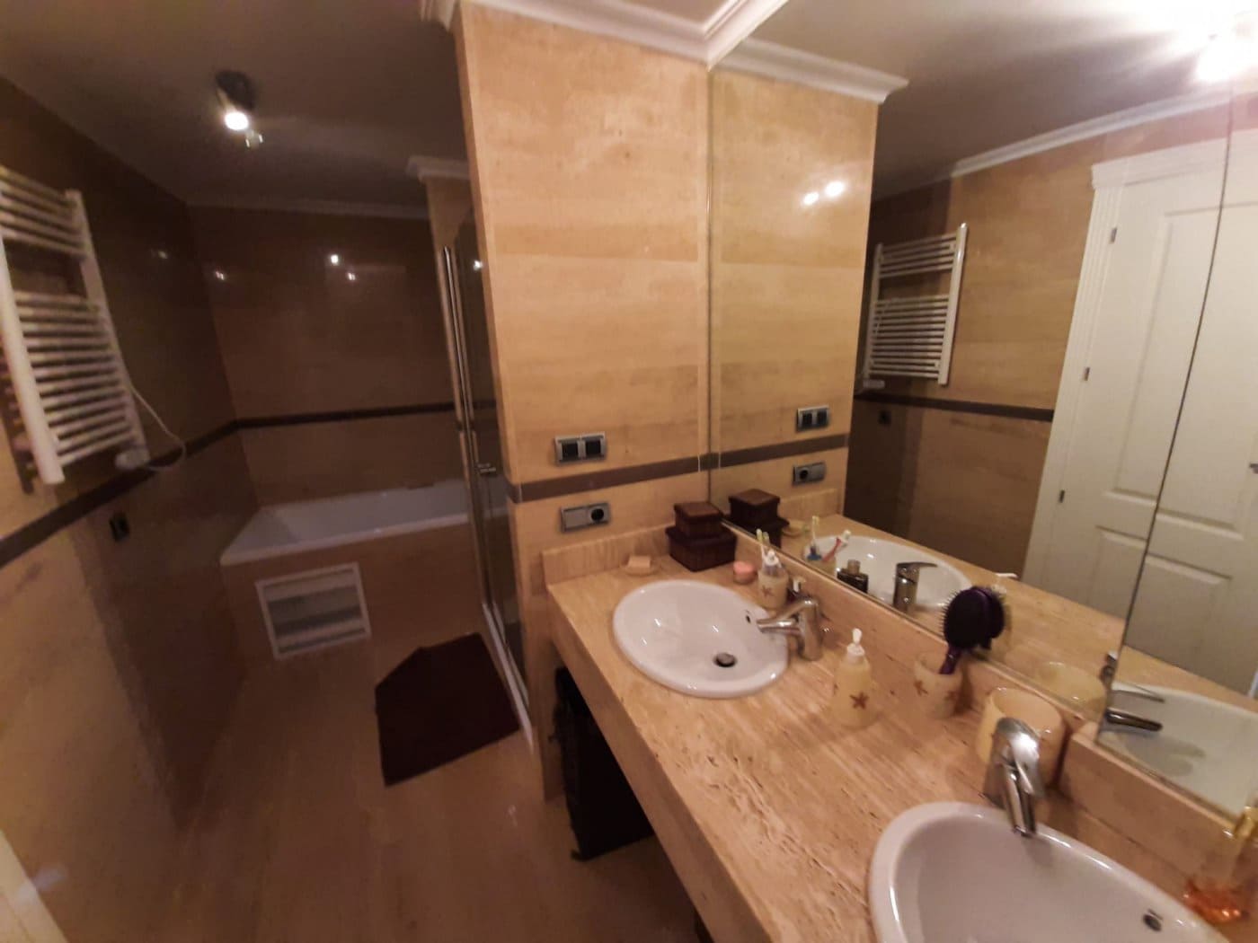 Ático de 2 habitaciones en Aguilas en venta con piscina garaje - 395.000 € (Ref: 6476519)