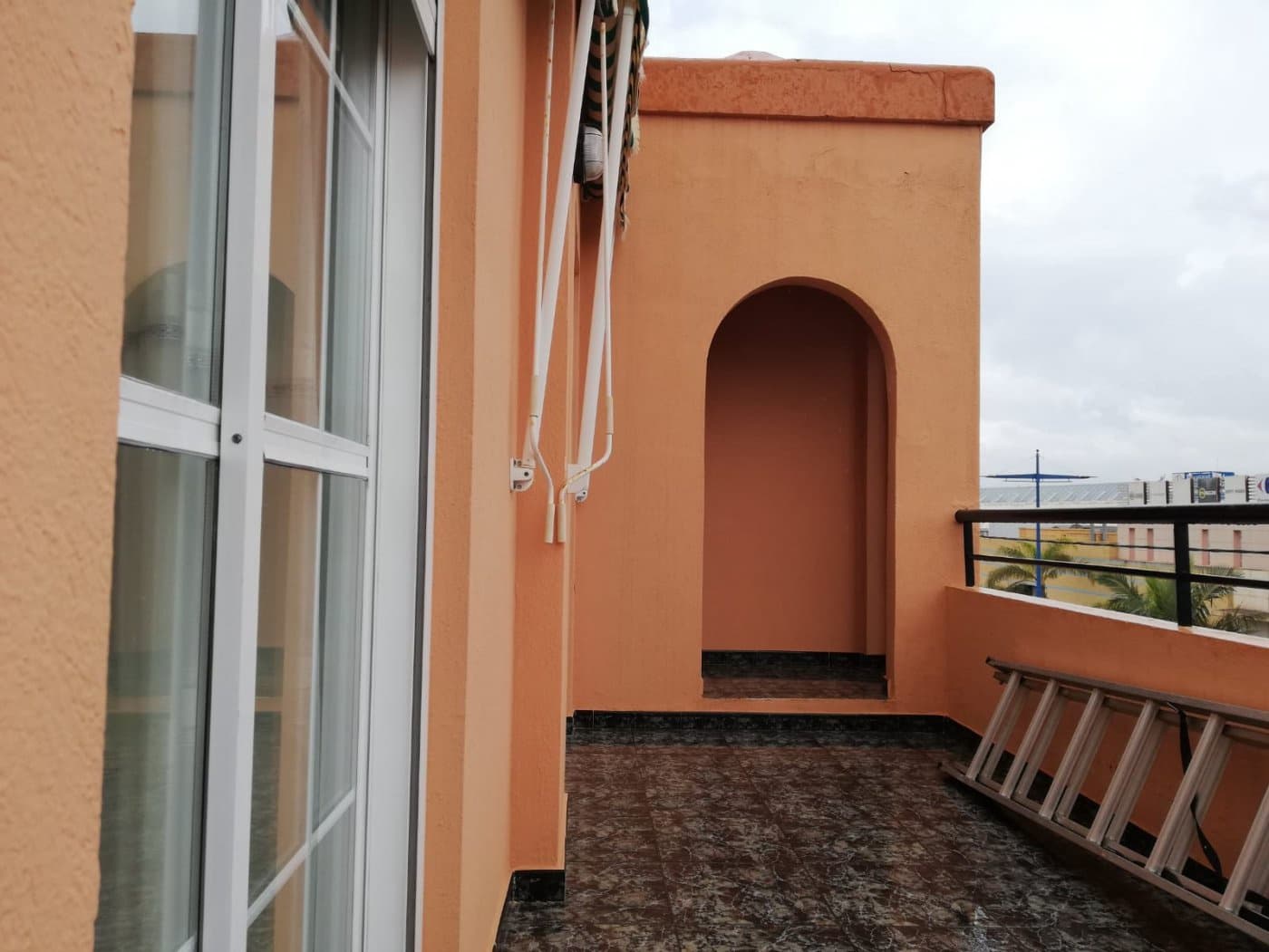 4 bedroom Apartment for sale in Aguilas with garage - € 290,000 (Ref: 6839662)