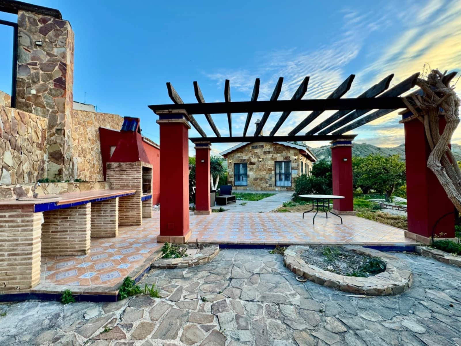 4 makuuhuone Maalaistalo myytävänä paikassa Villanueva del Rio Segura mukana 
autotalli - 350 000 € (Ref: 6841980)