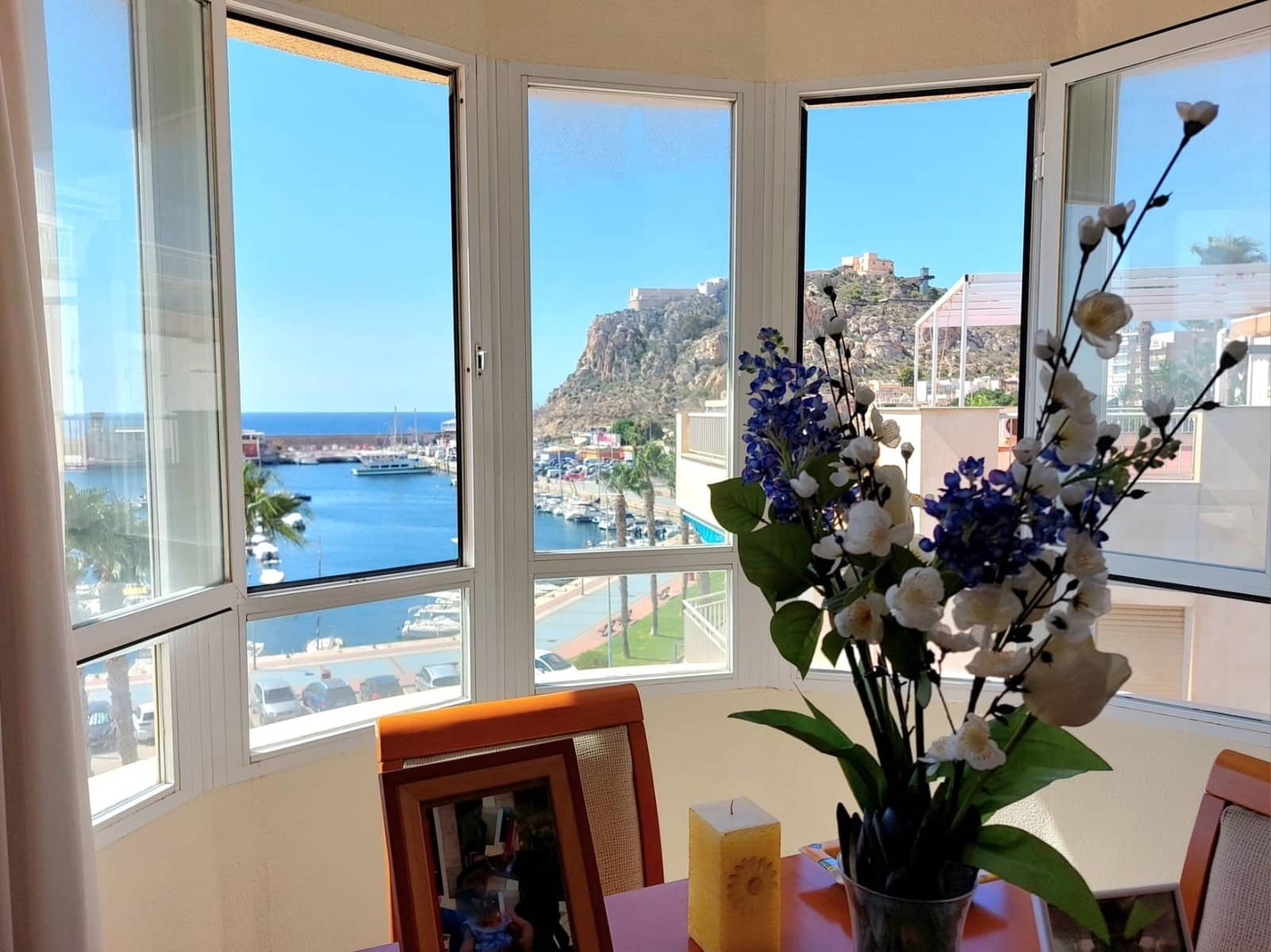 Piso de 3 habitaciones en Aguilas en venta con garaje - 309.900 € (Ref: 7379545)