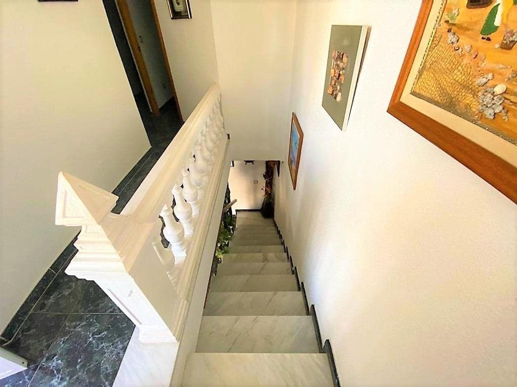 6 Zimmer Apartment zu verkaufen in Calabardina - 216.000 € (Ref: 7413205)