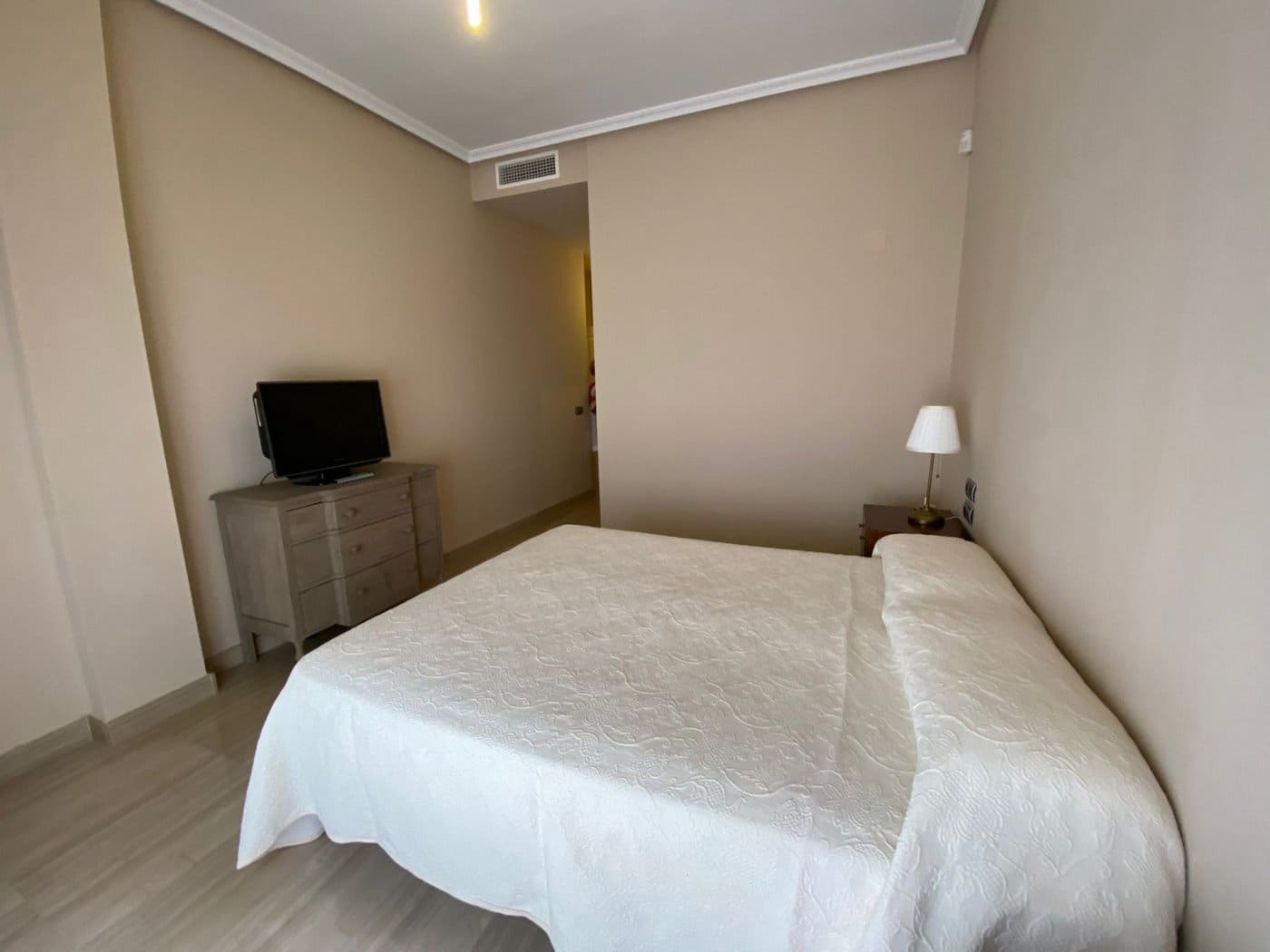 2 soverom Leilighet til salgs i Aguilas med svømmebasseng garasje - € 390 000 (Ref: 7539917)