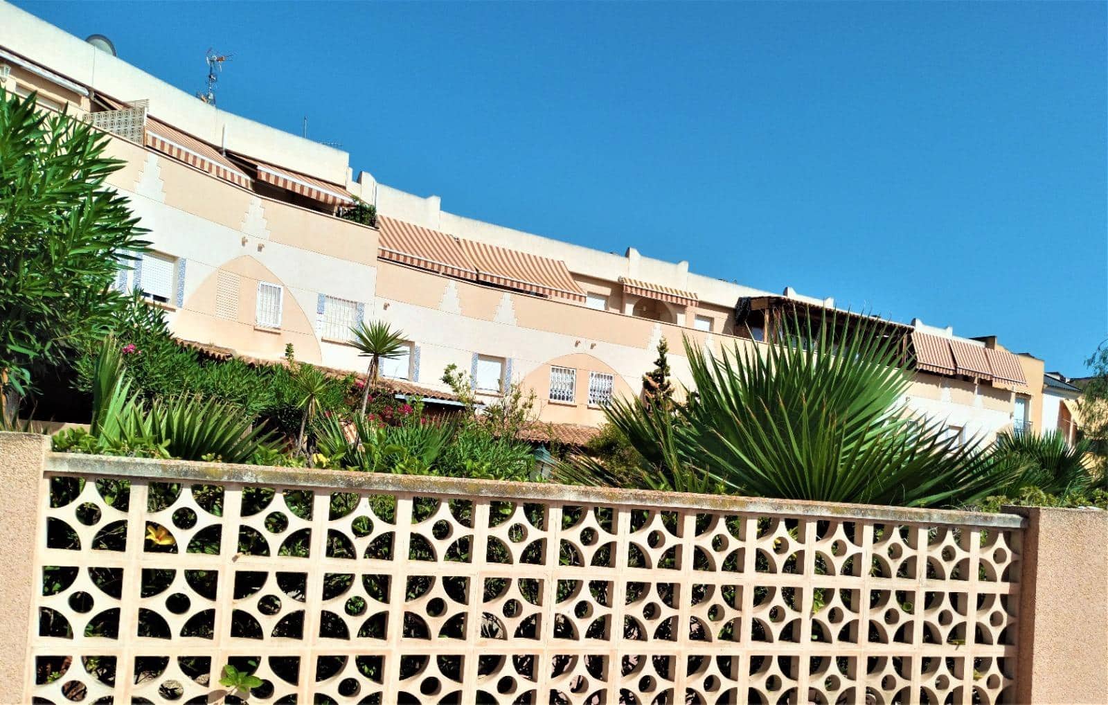 3 Zimmer Apartment zu verkaufen in Calabardina mit Garage - 181.000 € (Ref: 7735606)