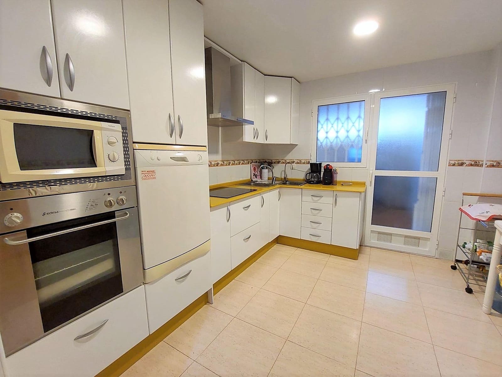 4 bedroom Flat for sale in Aguilas with pool garage - € 290,000 (Ref: 7741572)