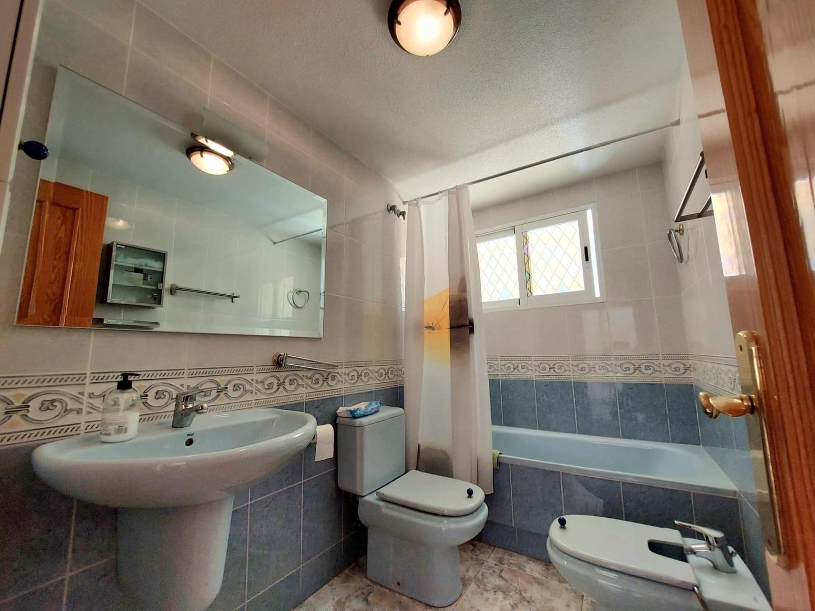 Piso de 4 habitaciones en Aguilas en venta con garaje - 285.000 € (Ref: 8193861)