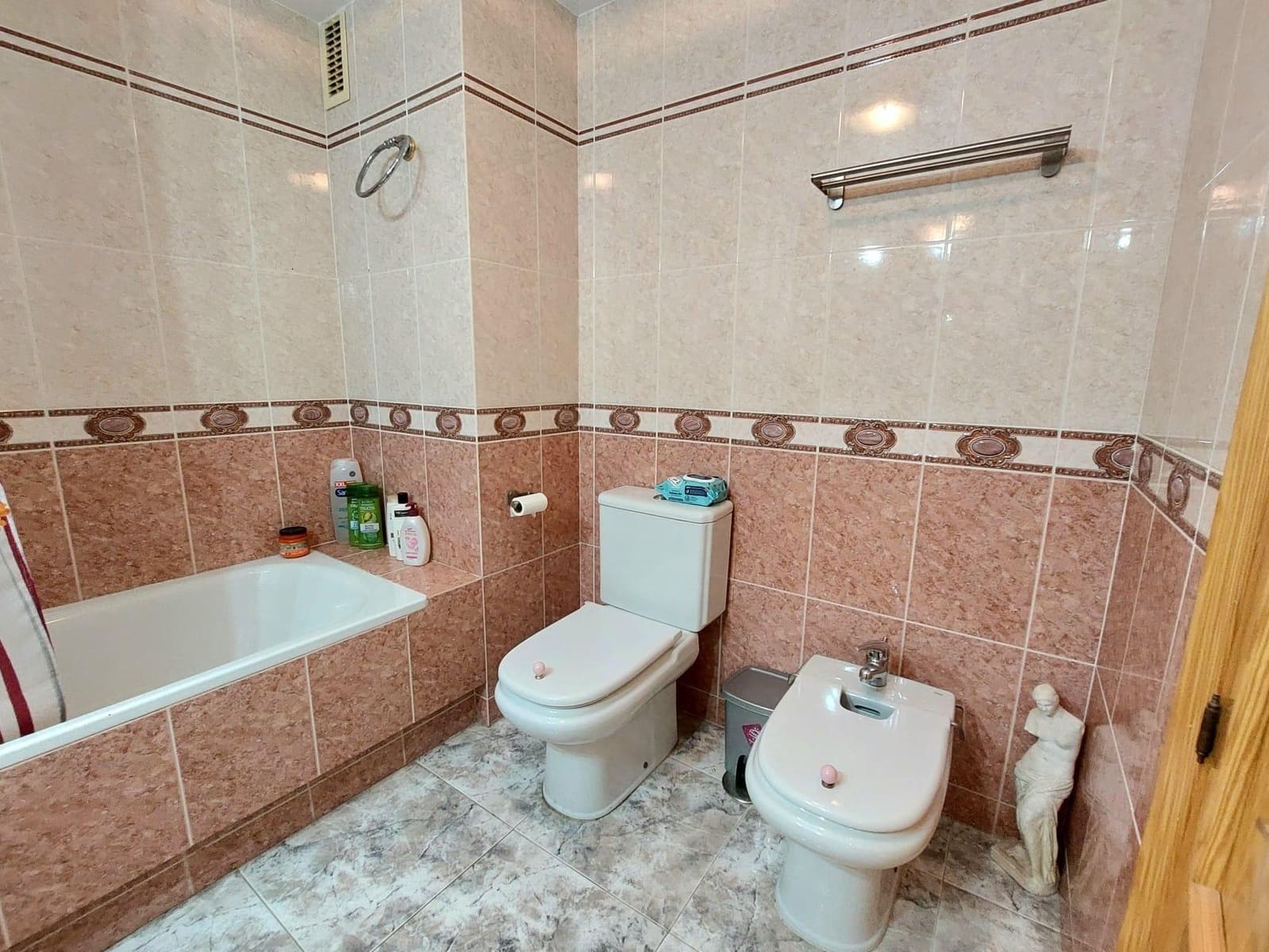 Piso de 4 habitaciones en Aguilas en venta con garaje - 285.000 € (Ref: 8193861)