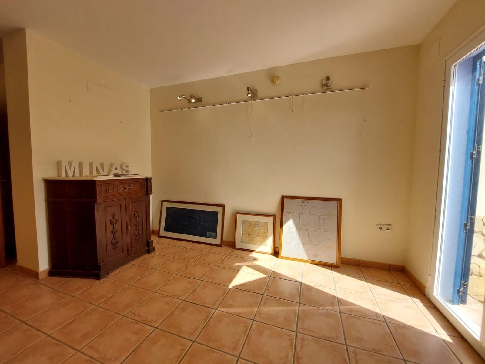 8 makuuhuone Huvila myytävänä paikassa Calabardina - 690 000 € (Ref: 8268304)