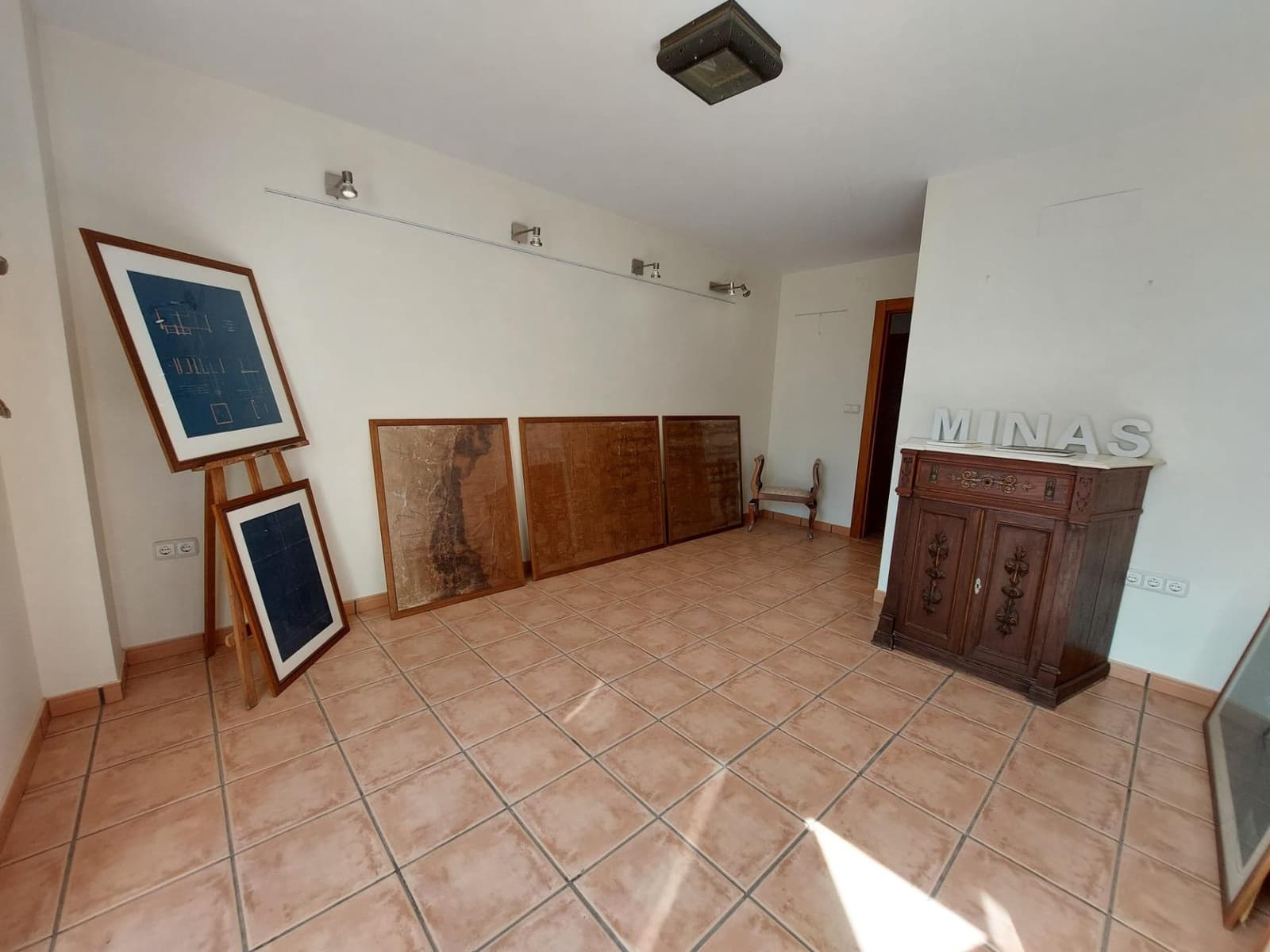 8 makuuhuone Huvila myytävänä paikassa Calabardina - 690 000 € (Ref: 8268304)