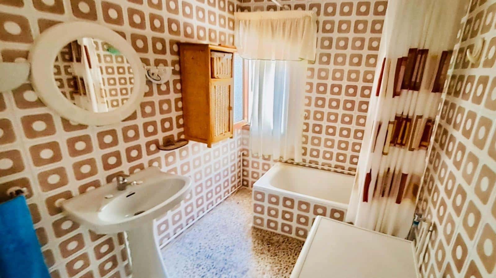 8 makuuhuone Rivitalo myytävänä paikassa San Juan de los Terreros mukana 
autotalli - 257 500 € (Ref: 8303133)