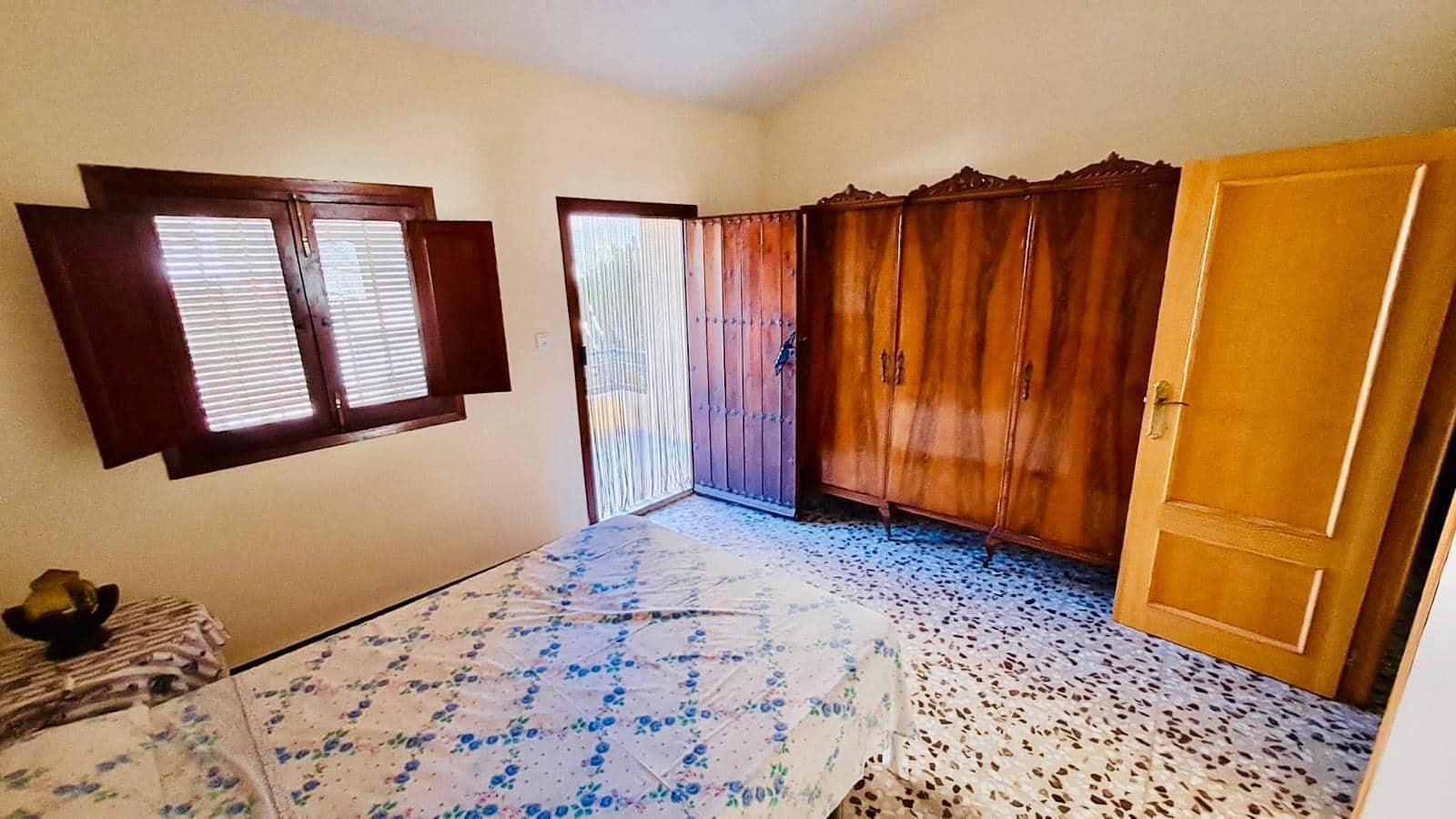 8 makuuhuone Rivitalo myytävänä paikassa San Juan de los Terreros mukana 
autotalli - 257 500 € (Ref: 8303133)