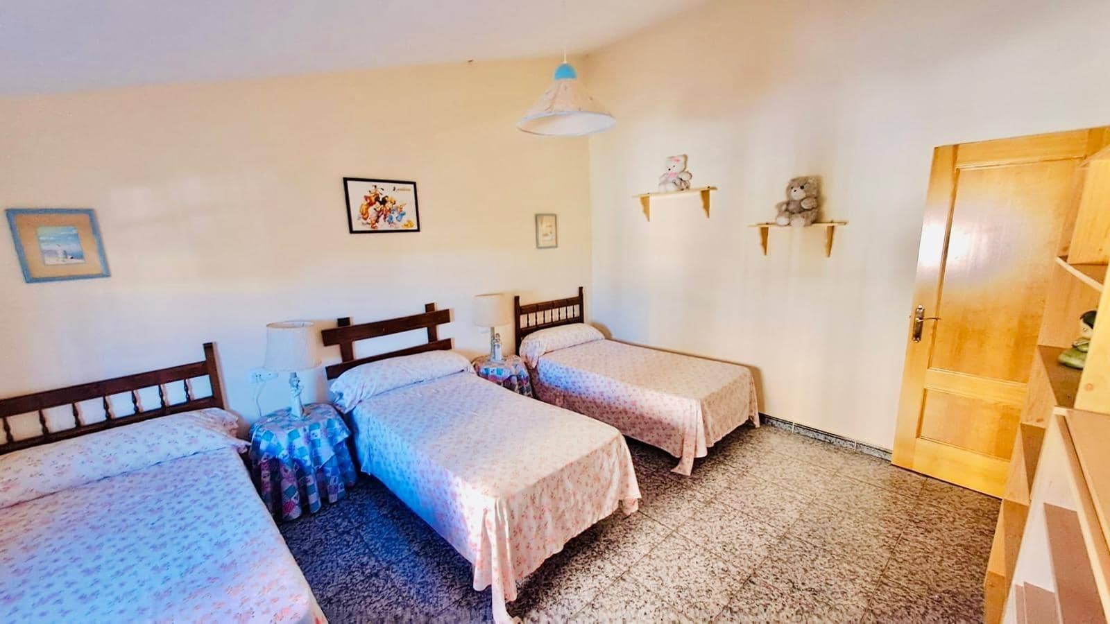 8 makuuhuone Rivitalo myytävänä paikassa San Juan de los Terreros mukana 
autotalli - 257 500 € (Ref: 8303133)