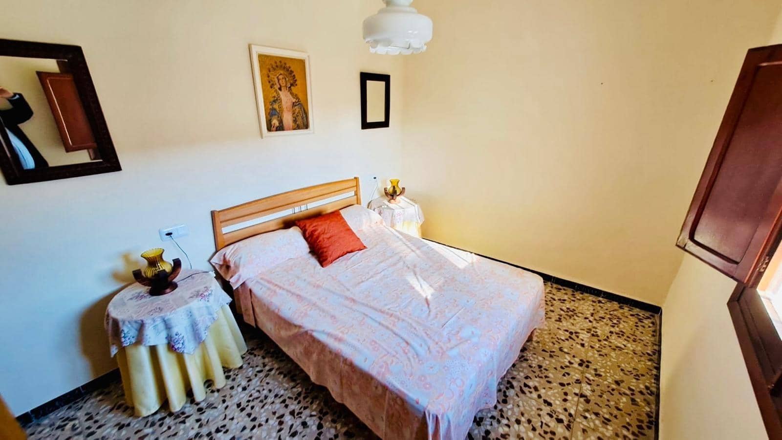 8 makuuhuone Rivitalo myytävänä paikassa San Juan de los Terreros mukana 
autotalli - 257 500 € (Ref: 8303133)