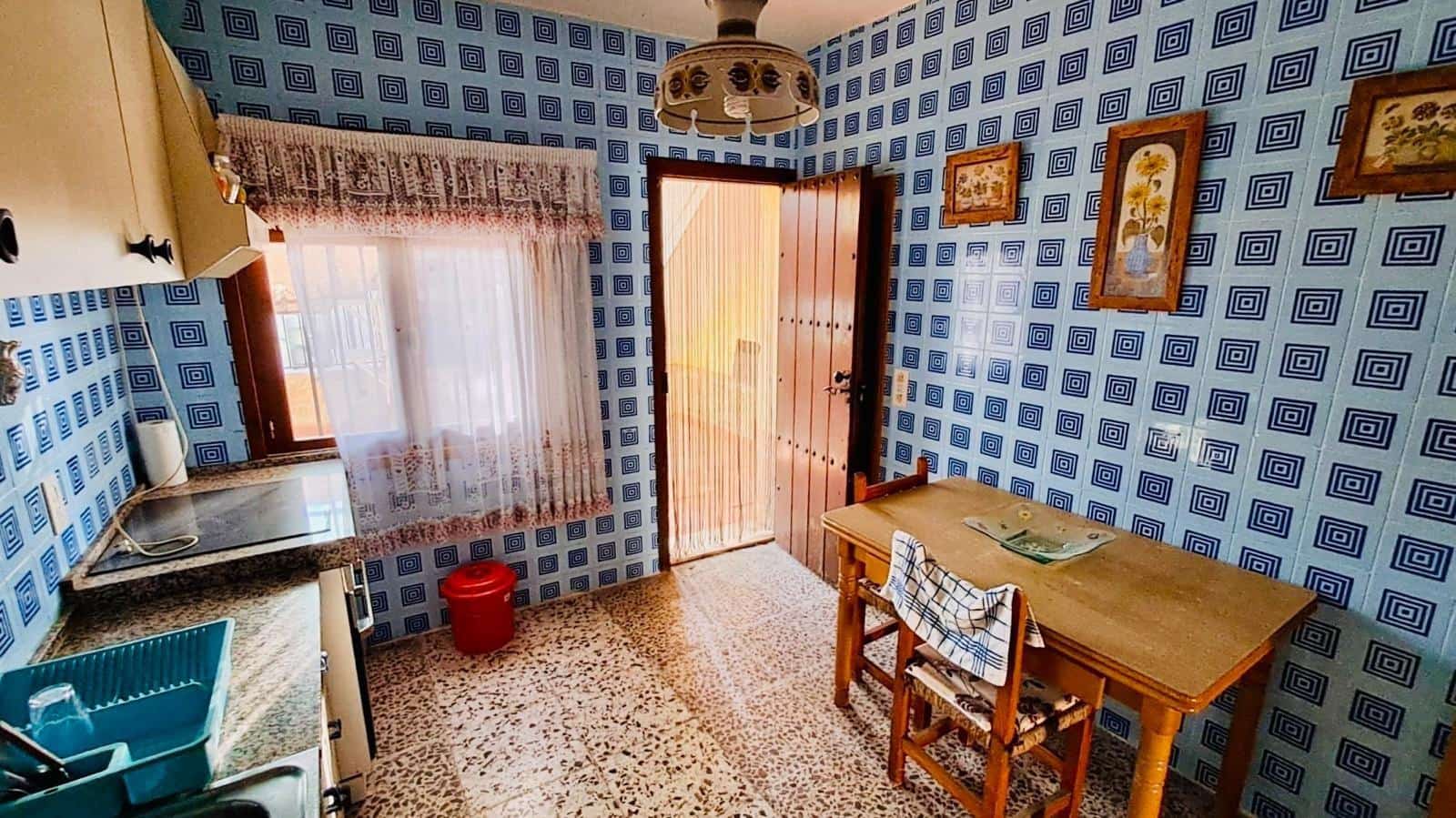 8 makuuhuone Rivitalo myytävänä paikassa San Juan de los Terreros mukana 
autotalli - 257 500 € (Ref: 8303133)