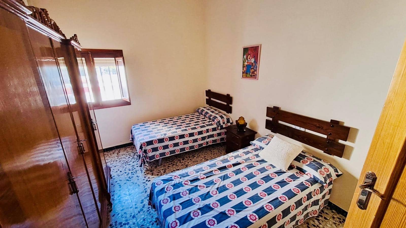 8 makuuhuone Rivitalo myytävänä paikassa San Juan de los Terreros mukana 
autotalli - 257 500 € (Ref: 8303133)