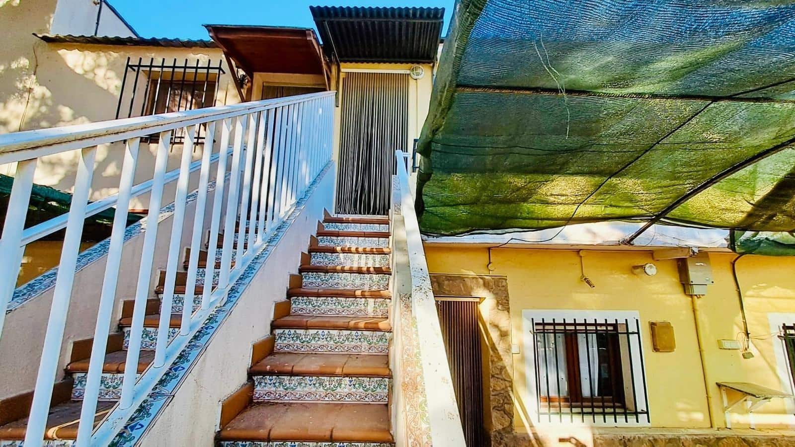 8 makuuhuone Rivitalo myytävänä paikassa San Juan de los Terreros mukana 
autotalli - 257 500 € (Ref: 8303133)