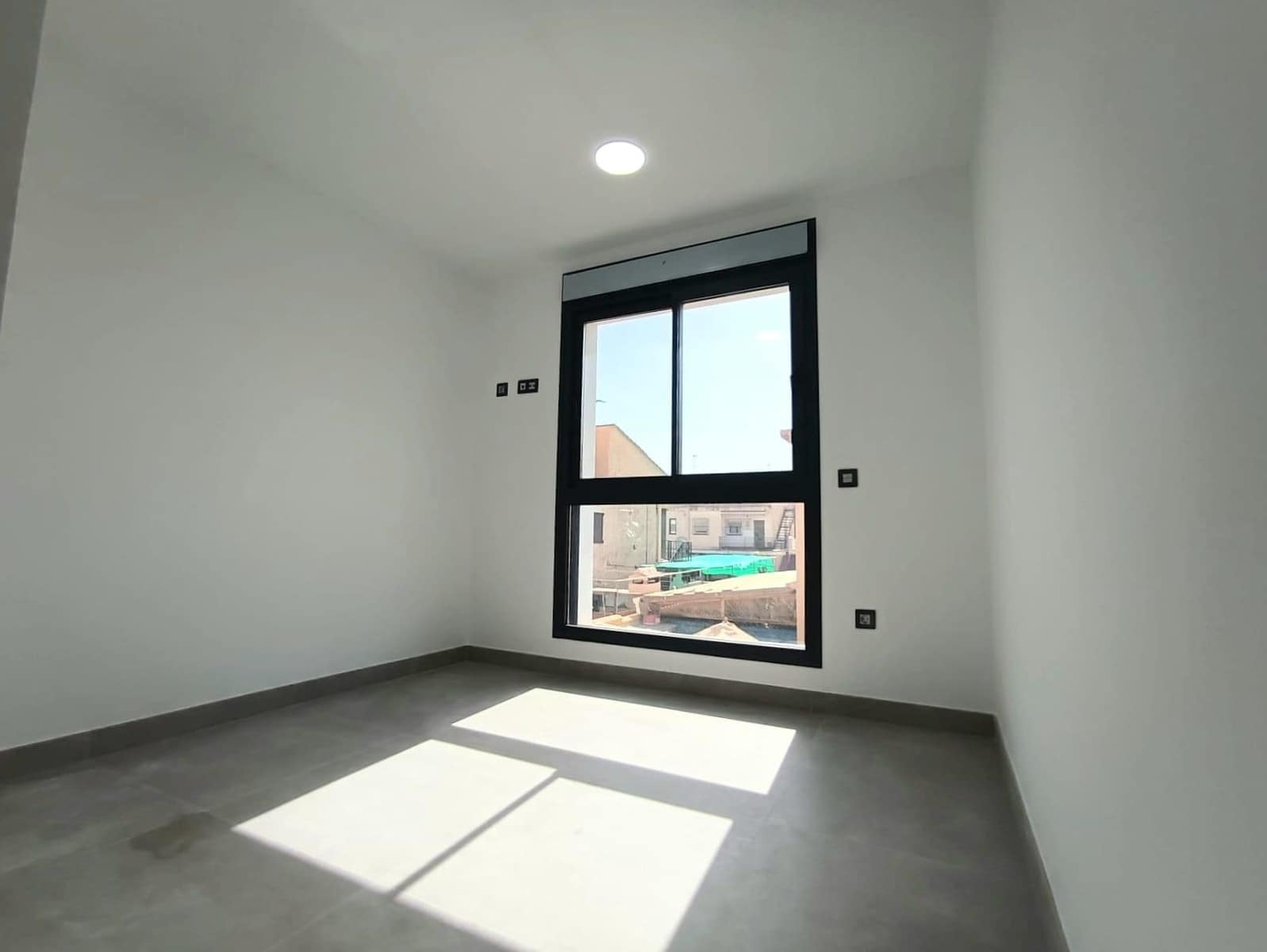 Apartamento de 4 habitaciones en Calabardina en venta con garaje - 295.000 € (Ref: 8421299)