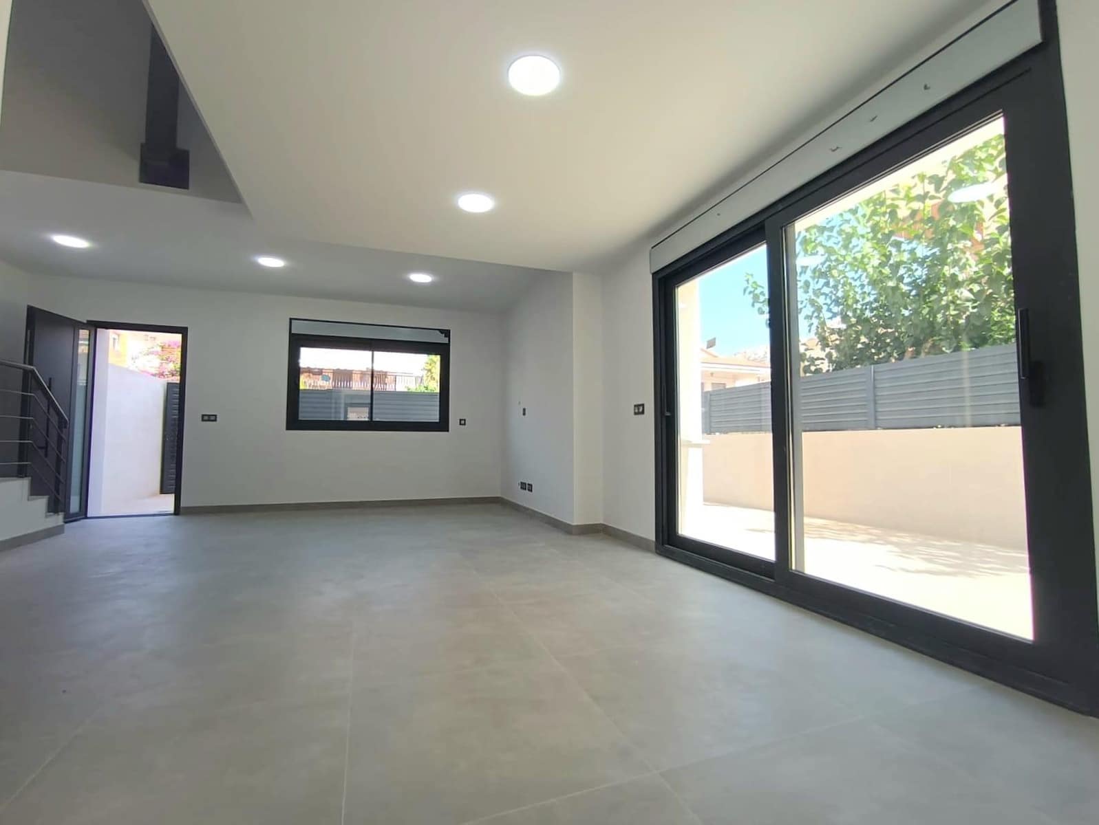 Apartamento de 4 habitaciones en Calabardina en venta con garaje - 295.000 € (Ref: 8421299)