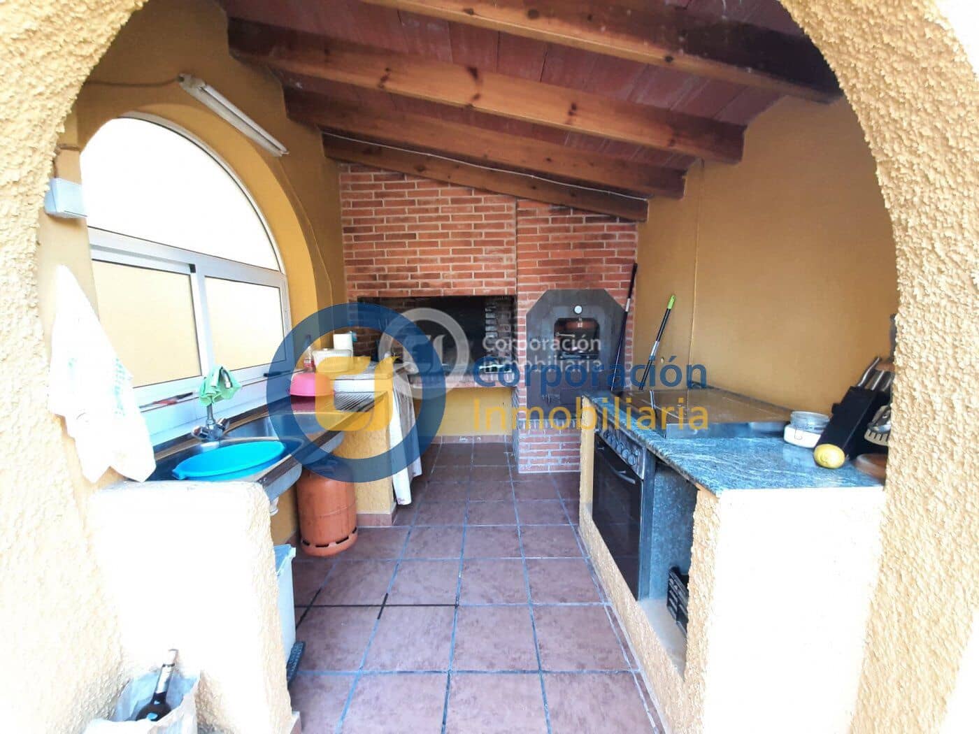 5 soveværelse Villa til salg i Purias med swimmingpool garage - € 315.500 (Ref: 8430651)