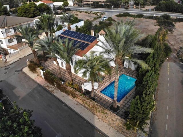5 soveværelse Villa til salg i Calarreona, Aguilas med swimmingpool - € 1.000.000 (Ref: 8473912)