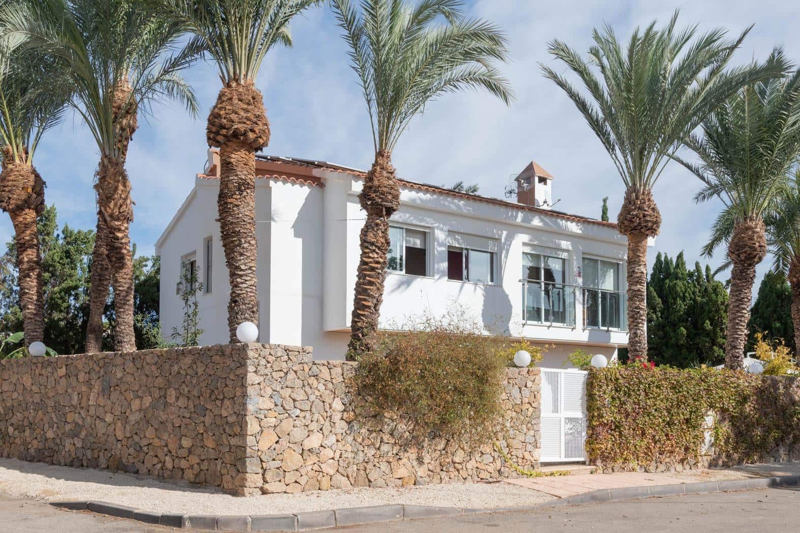 5 soveværelse Villa til salg i Calarreona med swimmingpool - € 1.000.000 (Ref: 8473912)