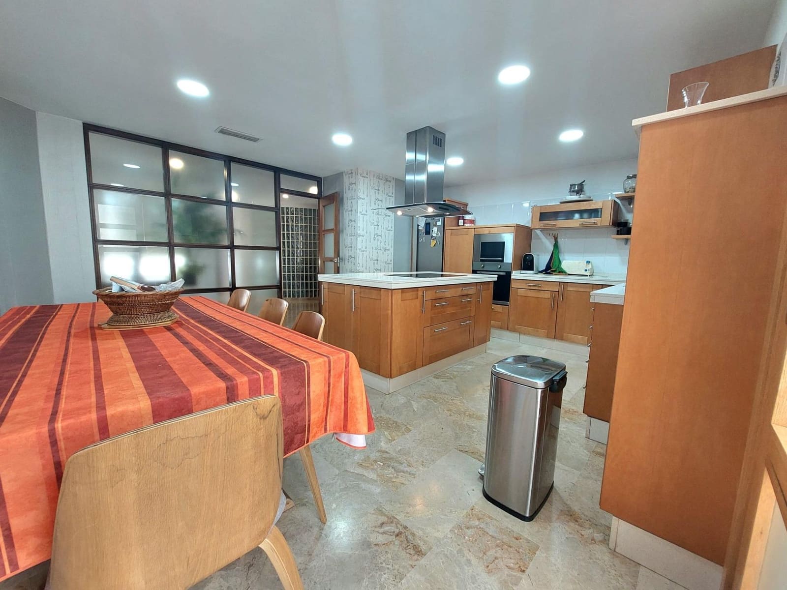 3 bedroom Penthouse for sale in Aguilas with garage - € 650,000 (Ref: 8564698)