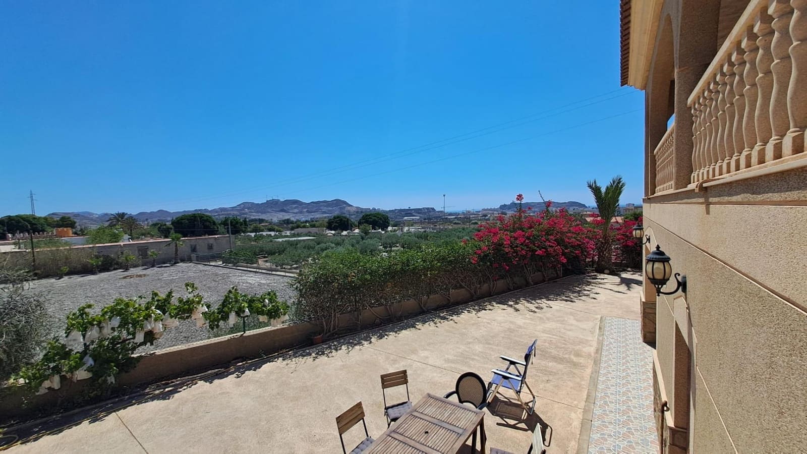 5 bedroom Finca/Country House for sale in Aguilas with garage - € 700,000 (Ref: 8652844)