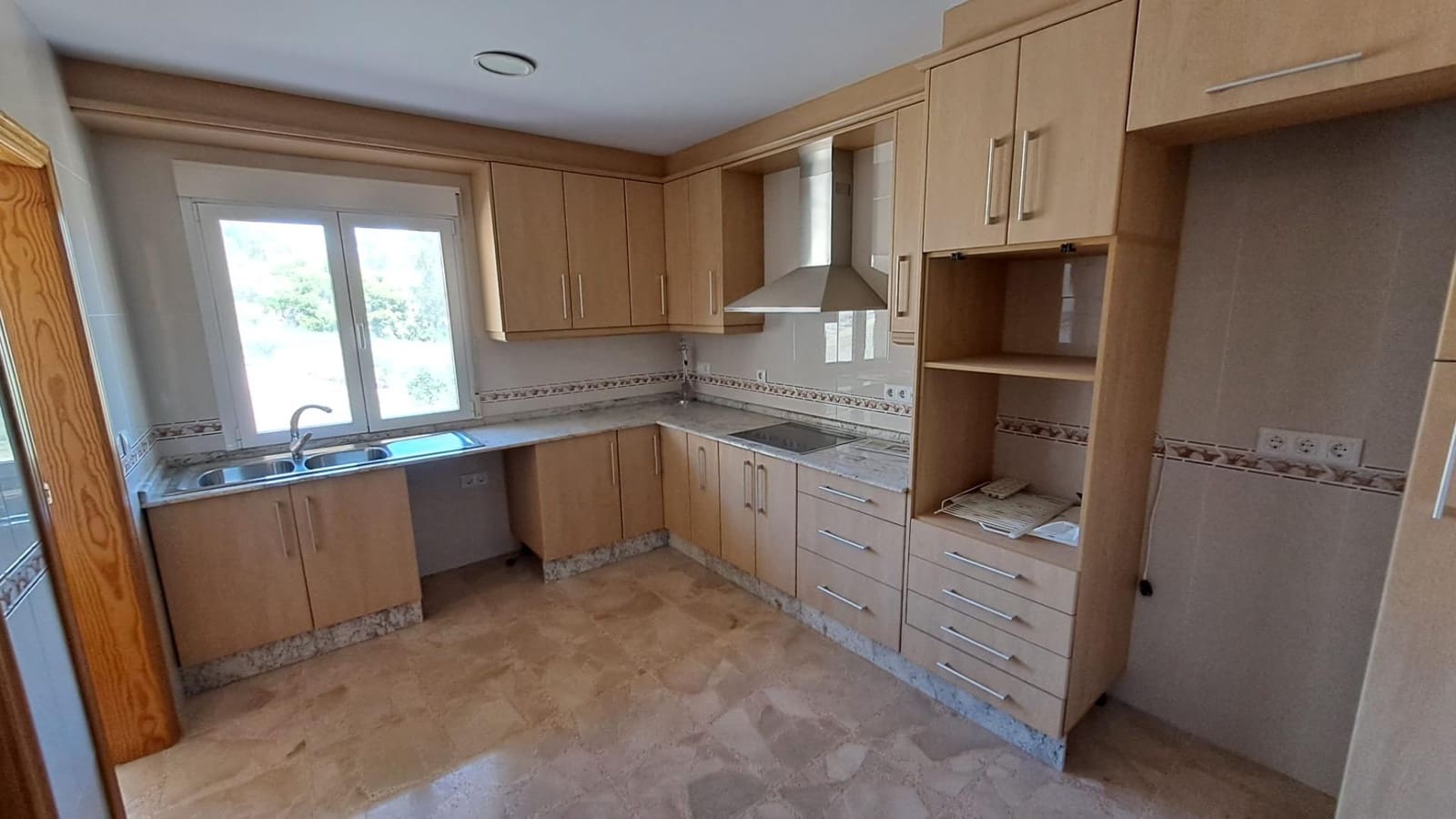 5 bedroom Finca/Country House for sale in Aguilas with garage - € 700,000 (Ref: 8652844)