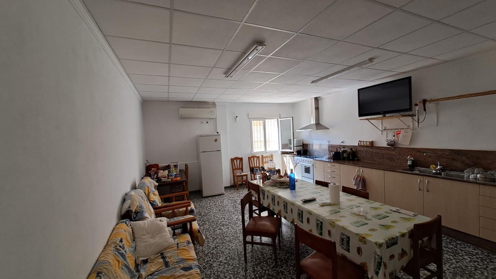 5 bedroom Finca/Country House for sale in Aguilas with garage - € 700,000 (Ref: 8652844)