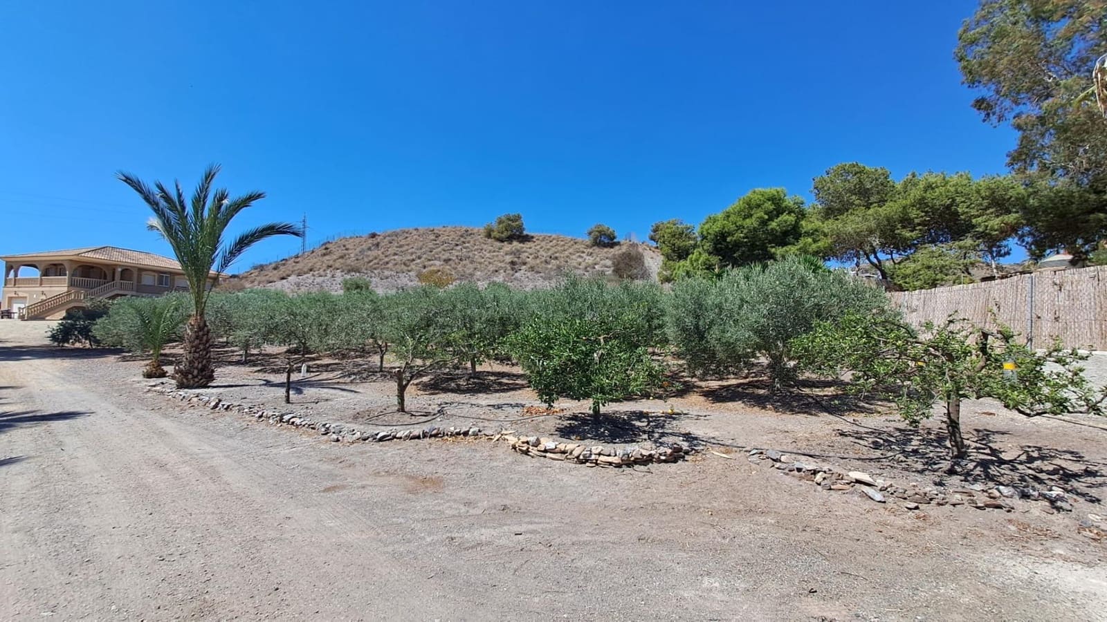 5 bedroom Finca/Country House for sale in Aguilas with garage - € 700,000 (Ref: 8652844)