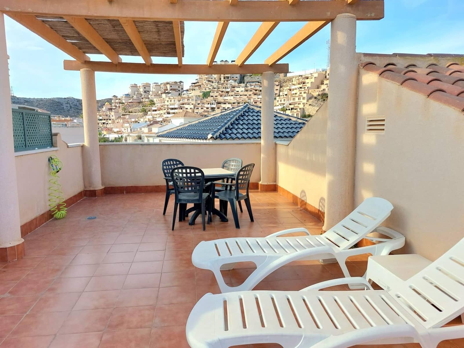 2 sypialnia Penthouse na sprzedaż w Los Collados z basenem garażem - 143 000 € (Ref: 8865330)