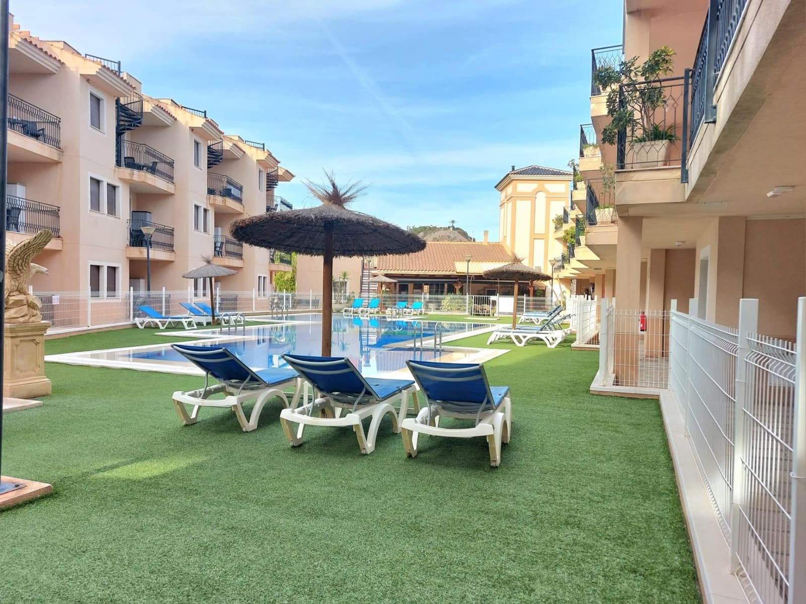 2 sypialnia Penthouse na sprzedaż w Los Collados z basenem garażem - 143 000 € (Ref: 8865330)