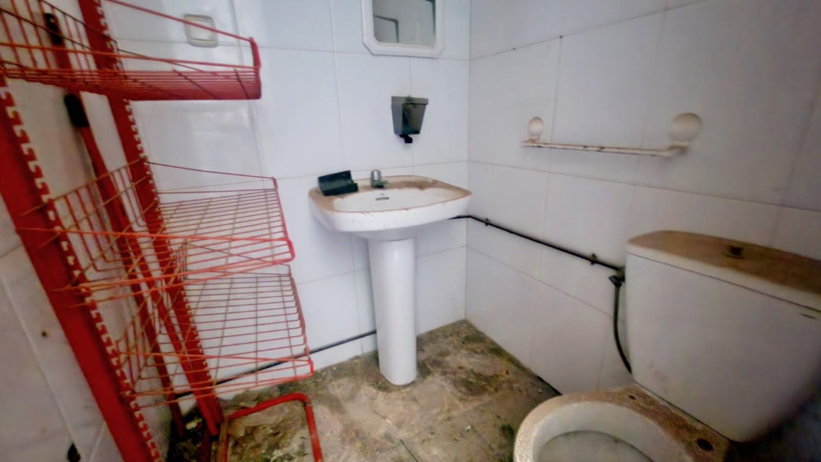 Commercial for sale in Aguilas - € 63,000 (Ref: 8888374)