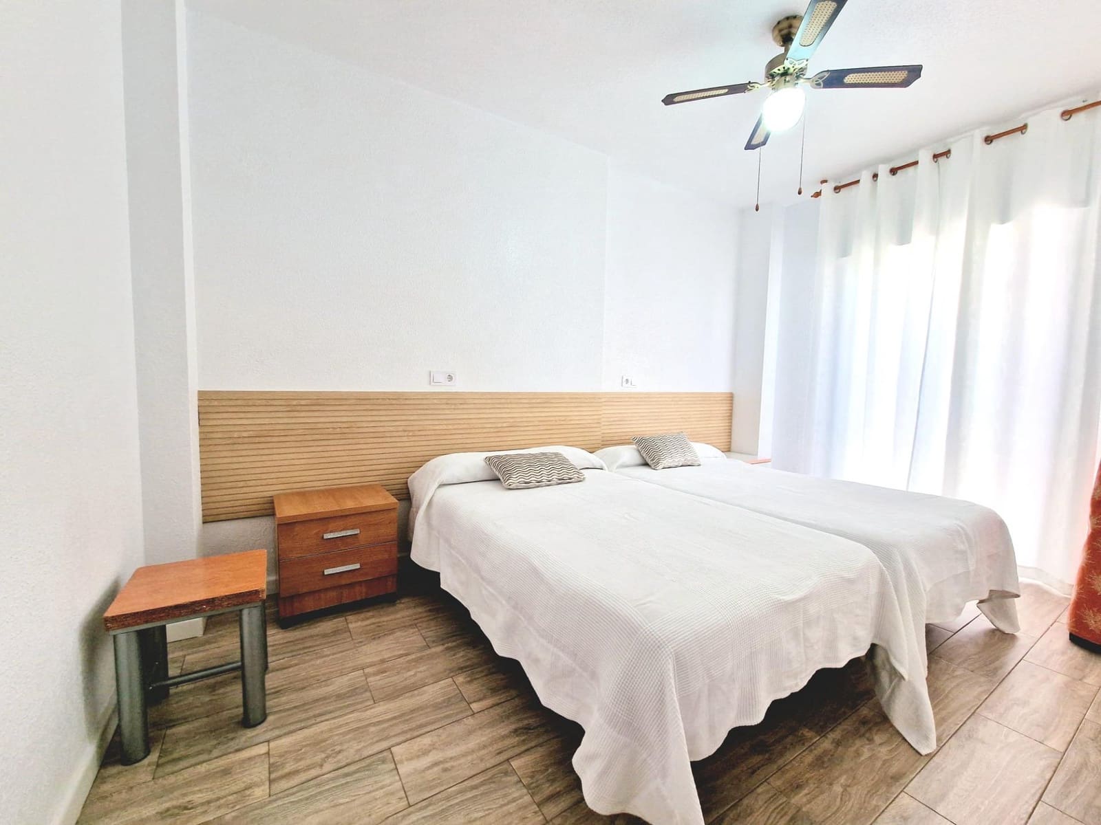 Ático de 2 habitaciones en San Juan de los Terreros en venta - 240.000 € (Ref: 8911400)