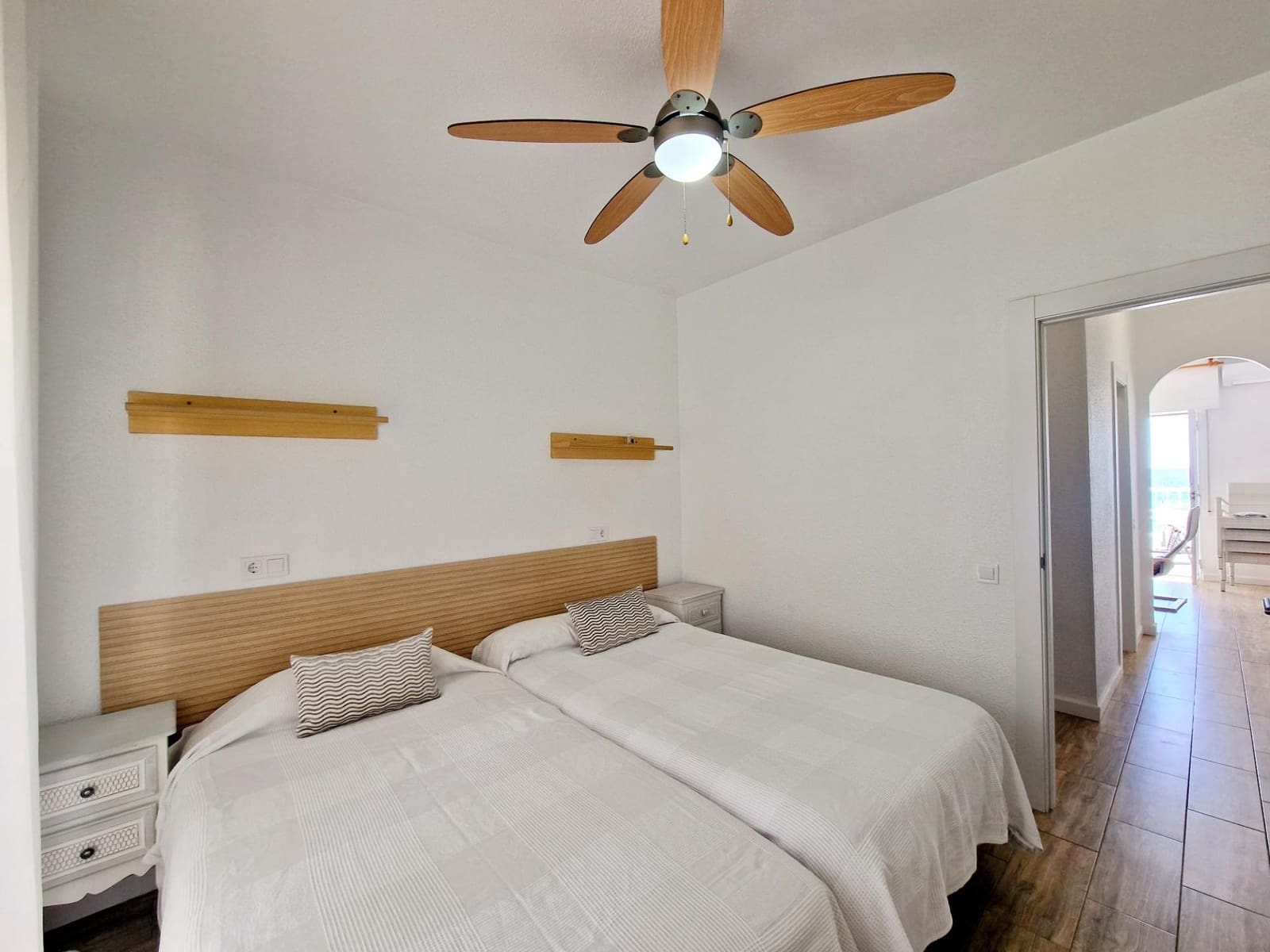 Ático de 2 habitaciones en San Juan de los Terreros en venta - 240.000 € (Ref: 8911400)