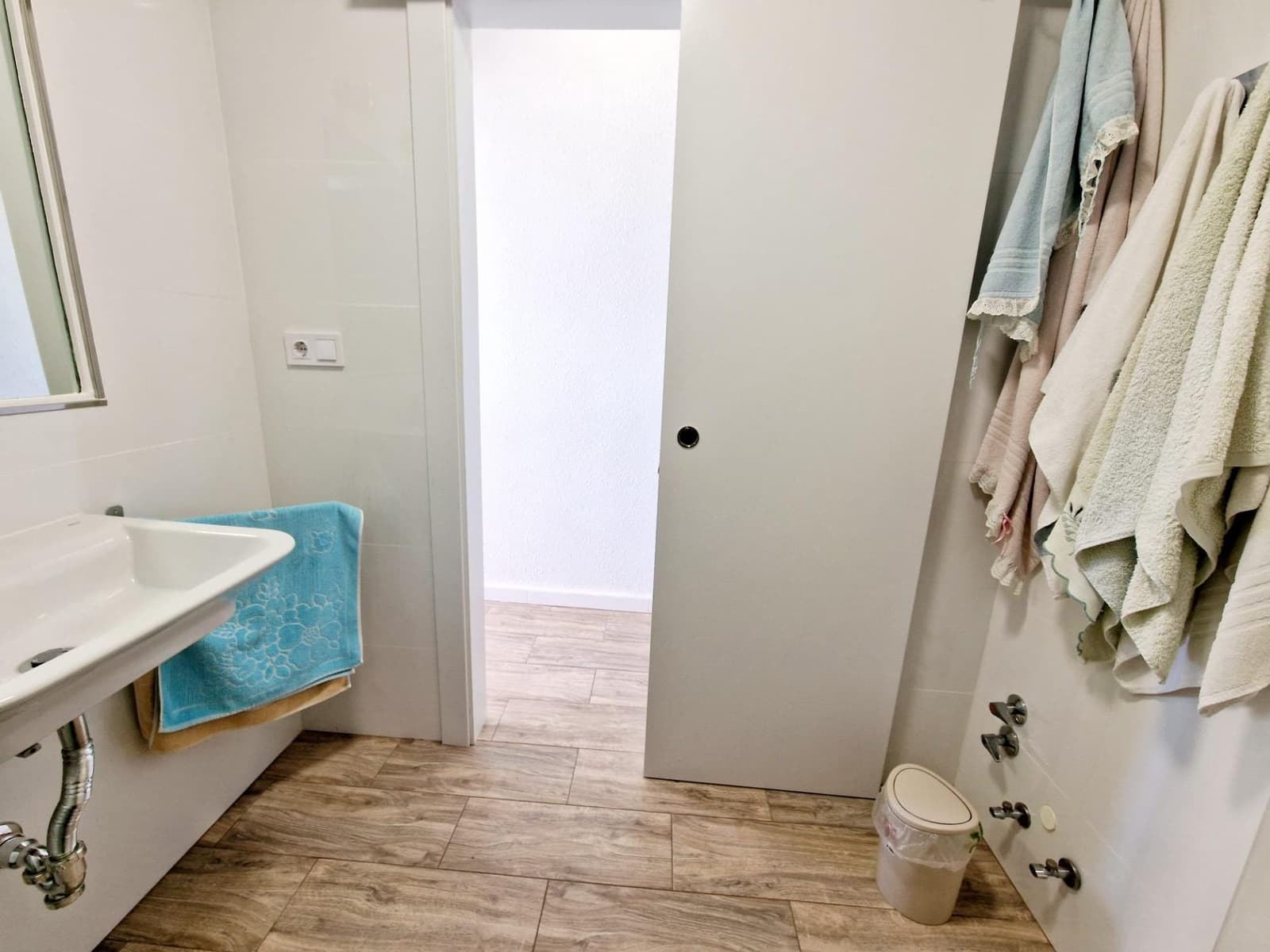 Ático de 2 habitaciones en San Juan de los Terreros en venta - 240.000 € (Ref: 8911400)