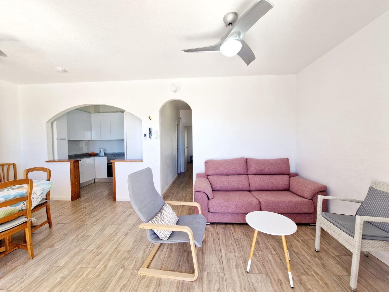 Ático de 2 habitaciones en San Juan de los Terreros en venta - 240.000 € (Ref: 8911400)